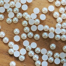 半圓形扁平珍珠 3 毫米零件 Bijou 指甲裝飾零件 1 袋 74 克日本製造 第1張的照片