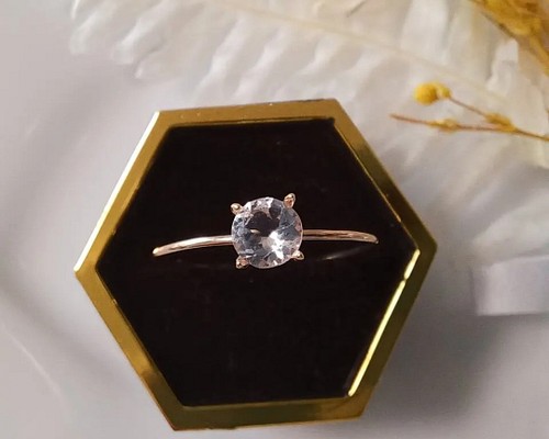 【10K】ブルーダイヤモンド　4㎜　ファセットカット　リング　指輪