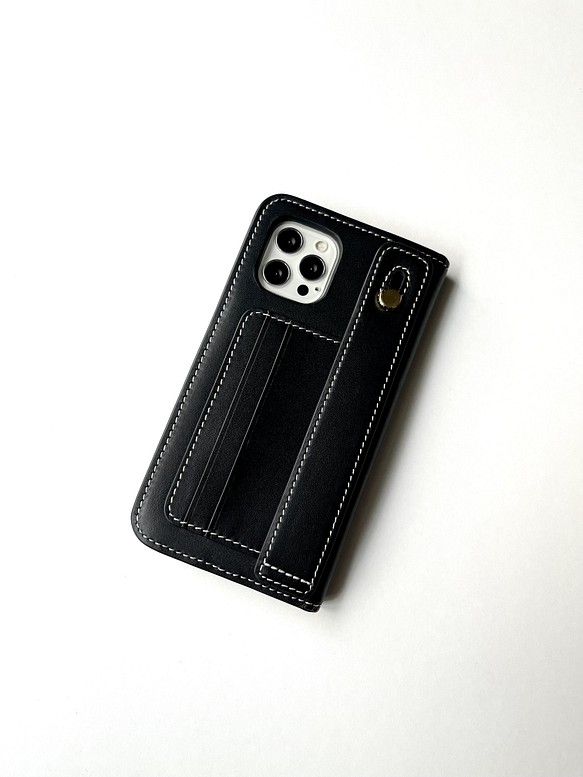 手帳型スマホケース　本革　名入れ可　カード収納　ハンドベルト付き　　iphoneケース　レザー 1枚目の画像