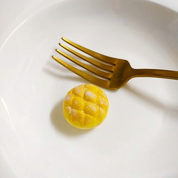 糖粉菠蘿麵包 磁鐵 麵包 擬真食物 居家裝飾 造型磁鐵 冰箱貼 第1張的照片