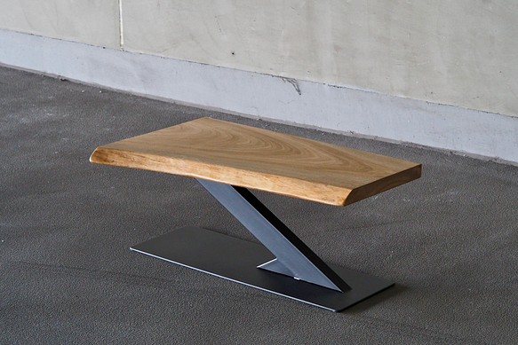 ローテーブル/テーブル/コーヒーテーブル/カフェ/一枚板テーブル/無垢材/インダストリアル家具/一点物/デザイナーズ家具 1枚目の画像