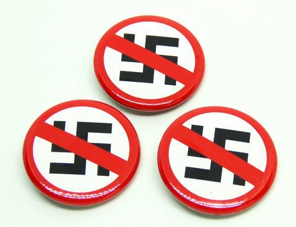 反ナチス　缶バッジ　３個セット　反ヒトラー　反ナチ　パンク　ロック　反戦　グッズ 1枚目の画像