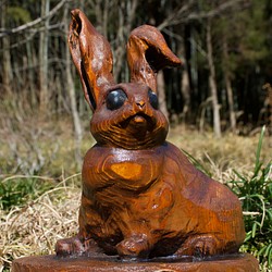 干支 ウサギ　チェーンソーアート彫刻作品　『特価』 1枚目の画像