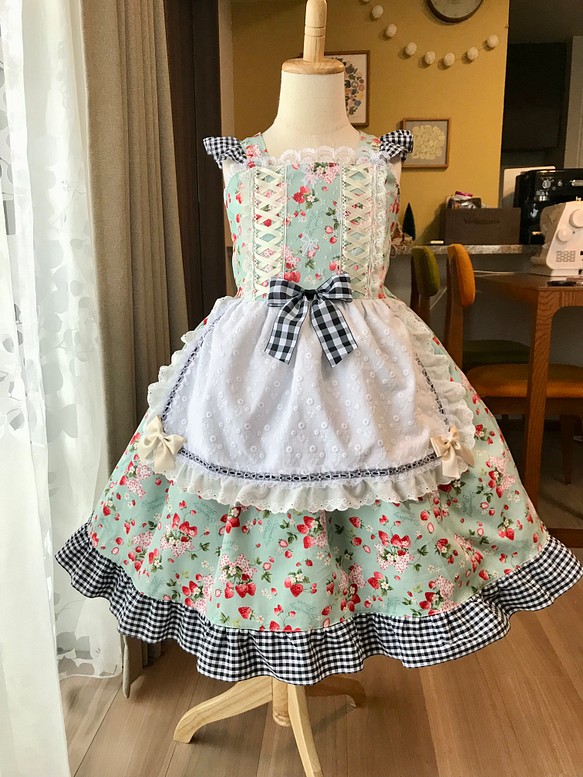 子供服 エプロンワンピース 130サイズ ドレス 子供服 kuwako 通販