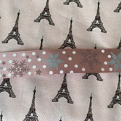 新商品！フランスより『雪の結晶×ドット柄リボン　25㎜巾　ピンク×シルバー』～約50㎝単位でカット～ 1枚目の画像