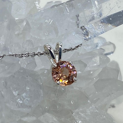 ピンクジルコン（オレンジピンク 天然石）のネックレス ネックレス ...