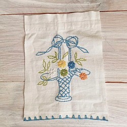 フランス　アンティーク　ヴィンテージ  花籠　花カゴ　手刺繍 1枚目の画像