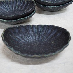 『青銅釉菊花楕円皿』菓子器盛鉢サラダボウル和食器クラフト 1枚目の画像
