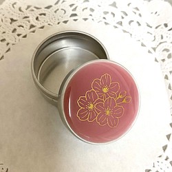 gold cherry blossomsアルミ缶ピルケース 1枚目の画像