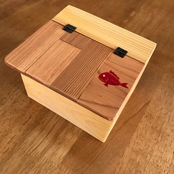 ポケットティッシュ入れ　木製　蓋を開けて使うテッシュケース　ミニティッシュbox　家の中で使うティッシュbox　おしゃれ 1枚目の画像