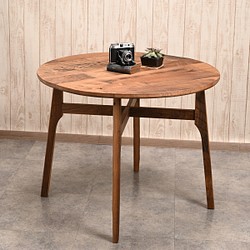 古材で作った丸テーブル　木材_天板：栗材（くり）／脚部：栗材（くり） 1枚目の画像