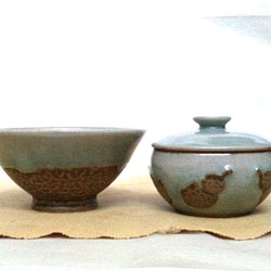 ＊送料無料＊ごはんセット～蓋物（六瓢）と大きめな飯茶碗 1枚目の画像