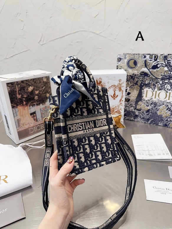 Dior 風 ショルダーバッグ トートバッグ 2562 通販｜Creema(クリーマ)