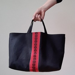 着物帯横長帯バッグレトロカバン素敵北欧風黒赤の対比 1枚目の画像