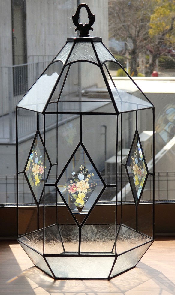誠実 ステンドグラス☆六角形のテラリウム 花のブーケの焼き付けガラス ...