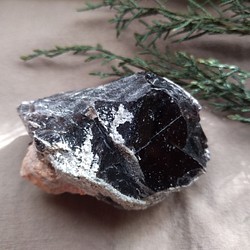 モリオン　純天然黒水晶　原石　/　① 1枚目の画像