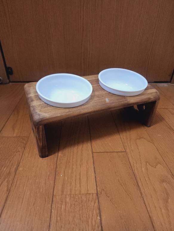 ペット　フードスタンド　フードテーブル　木製　餌台　餌入　水入れ　ご飯台