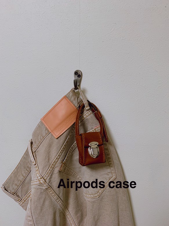 イタリアンレザーAirpods case◆イヤホンケース　エアポッツケース　充電器ケース　一点終了商品　 1枚目の画像