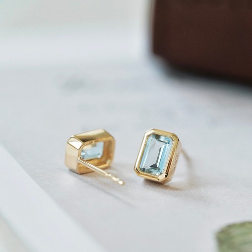 アクアマリンピアス1ct k18 ピアス（スタッド・一粒） パール大好き