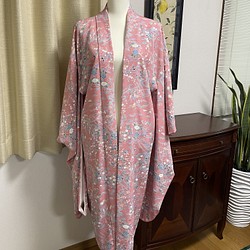 着物リメイク　振り袖羽織　春の花柄ピンク　（裏付き） 1枚目の画像