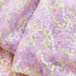 チュ-ルレース　3m x 1.3m 桜　紫陽花スパンコールの花刺繍レース　生地　 3枚目の画像