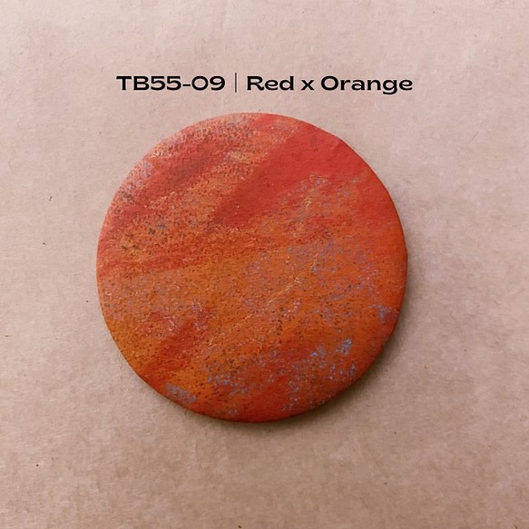 【持ち歩くArt｜缶バッジ｜Red x Orange 】TB55-09 1枚目の画像
