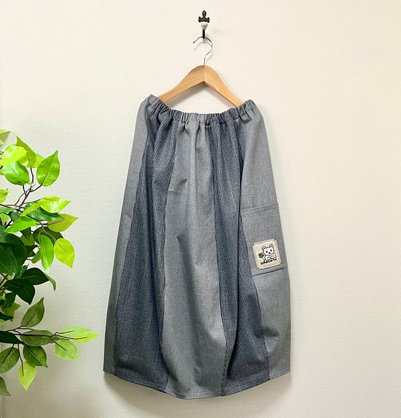 ストレッチデニム×チドリ柄のバルーンスカート　グレー系　フリーサイズ 1枚目の画像