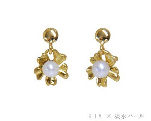 ピアス K18 桜 一粒 淡水パール スタッドピアス ピアス（スタッド・一