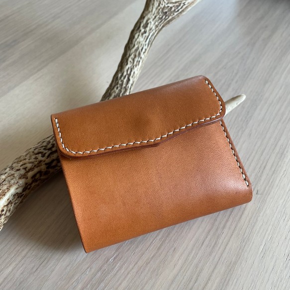 コンパクトウォレット三つ折り財布 革財布 二つ折り財布 Chase Leather