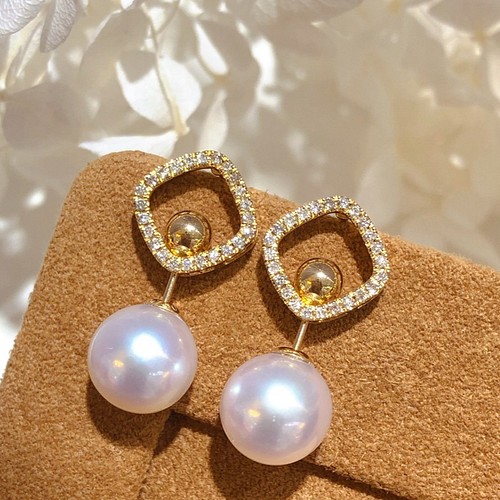 【高級】淡水真珠　ダイヤモンド付きピアスk18南洋真珠