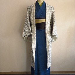 ういちゃん様ご専用ページ　オートクチュールドレスで使用する日本製高級レースで作製した、グレーのコードがおしゃれな長羽織 1枚目の画像