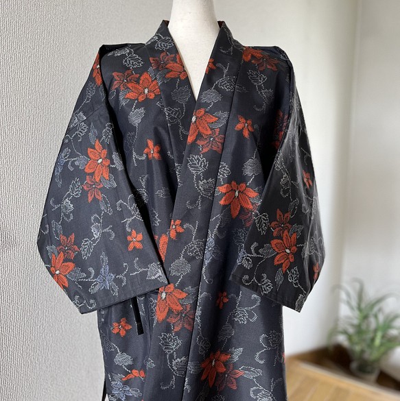 昭和レトロ大島紬から 総合わせ仕立ての作務衣