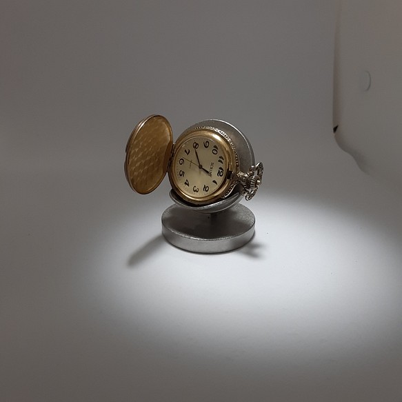 18130円直営 店 大阪 大人気の商品 懐中時計スタンド 角度可変式横蓋