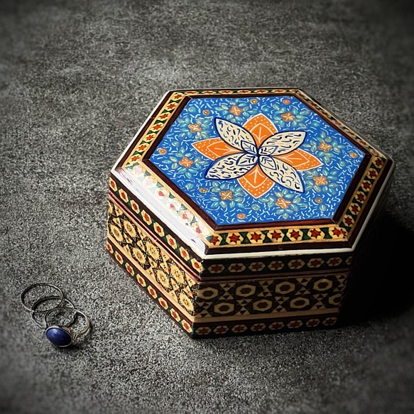 ペルシャの象嵌細工　小箱【ハータムカーリー115】《アウトレット品》 1枚目の画像