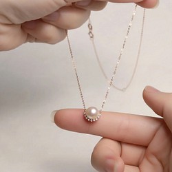 【高級】淡水真珠　ダイヤモンド付きネックレスk18