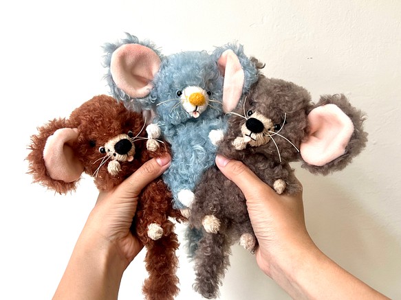 【預購商品】小耳鼠 手工泰迪熊 絨毛玩偶 玩偶 原創玩偶 娃娃 第1張的照片