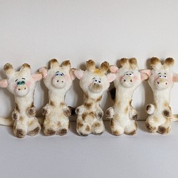 【現貨販售】長頸鹿 手工泰迪熊 絨毛玩偶 娃娃 原創 小抱偶 手工製 第1張的照片