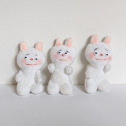 【現貨販售】兔子 手工泰迪熊 絨毛玩偶 玩偶 原創玩偶 娃娃 小抱偶 第1張的照片