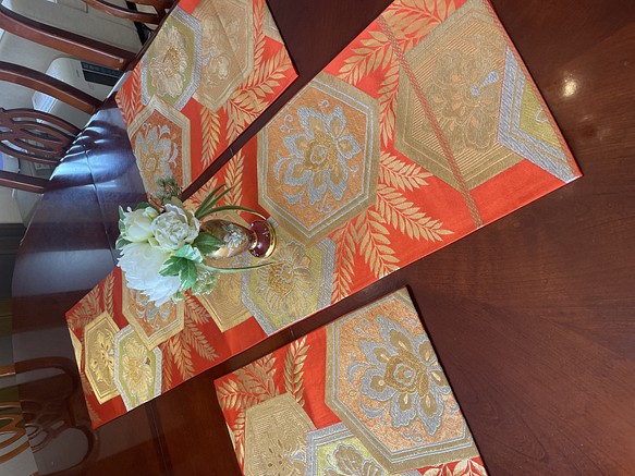 2137豪華刺繍の袋帯リメイク 正絹テーブルランナーとランチョンマット 