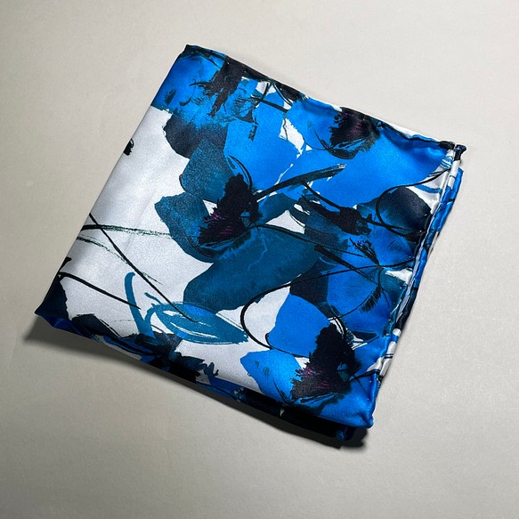 【受注製作】チーフ　ポケットチーフ　ハンカチ　花　ブルー　プレゼント　ギフト　オーダー 1枚目の画像