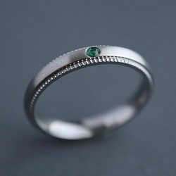 ペリドットリング 唐草 一粒 K18 ミル打ち 婚約指輪 - 婚約指輪