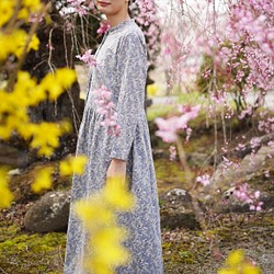 【訂做】傳統阿米甚人服飾◇亞麻混棉*水彩藍色花朵圖案* 第1張的照片
