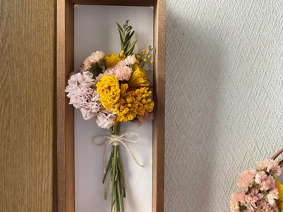 パネルに季節のお花を添えて*° 母の日 母の日ギフト 母の日のプレゼント ドライフラワー 1枚目の画像