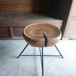 天然ヒノキ  アイアン サイド テーブル  無垢  丸太  檜