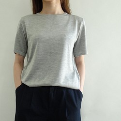[日本製] 100%真絲基本款針織套頭衫&lt;淺灰色&gt; 第1張的照片