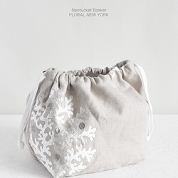 珊瑚柄刺繍インナーバッグ「ナチュラルカラー」・巾着・Mサイズ 1枚目の画像