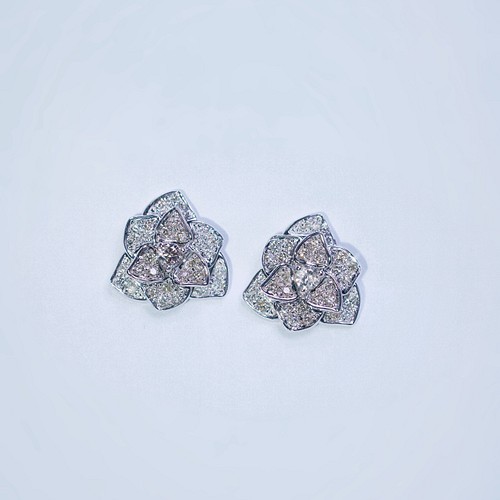 花モチーフ 天然ダイヤモンドピアス0.42ct k18 | www.jarussi.com.br