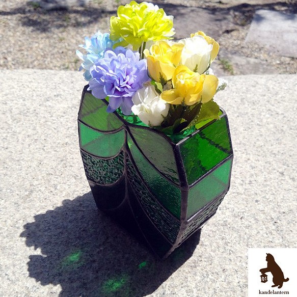 ステンドグラス 花瓶(重ね葉) 中瓶付き 花器 フラワーベース 1枚目の画像