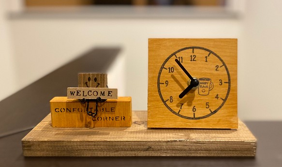 木の時計　ワイヤー雑貨付き 1枚目の画像