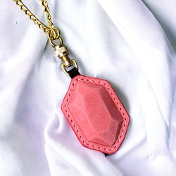 【Polyto】革の宝石キーホルダー(パステルピンク) バッグチャーム 1枚目の画像
